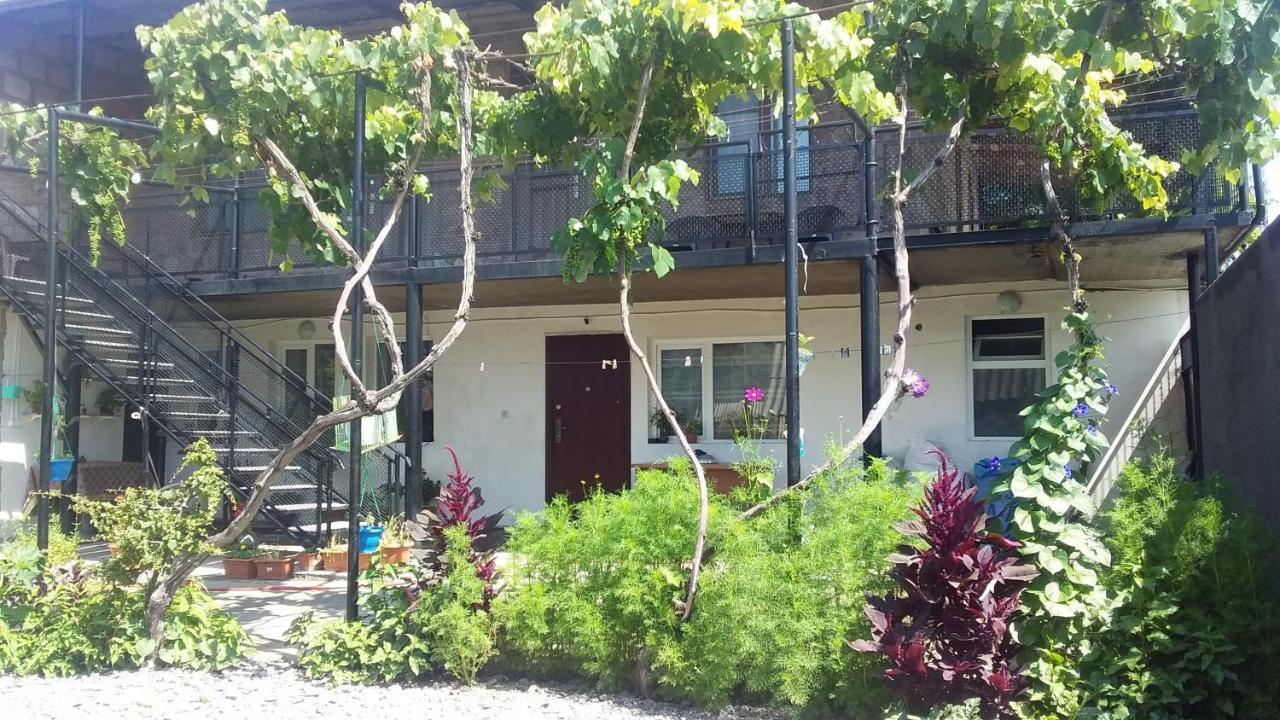 Akhaltsikhe Hotel “Sunny House” Екстер'єр фото